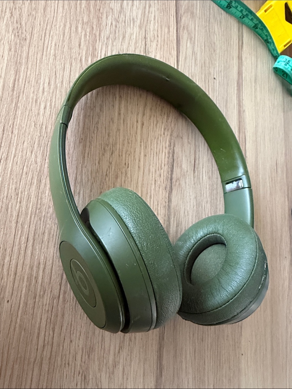 Solo3 Wireless Headphones - Olive Green